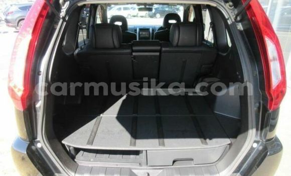 Acheter Occasion Voiture Nissan X–Trail Noir à Beitbridge, Matabeleland South Acheter Occasion Voiture Nissan X–Trail Noir à Beitbridge, Matabeleland South