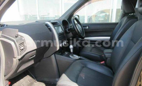 Acheter Occasion Voiture Nissan X–Trail Noir à Beitbridge, Matabeleland South Acheter Occasion Voiture Nissan X–Trail Noir à Beitbridge, Matabeleland South