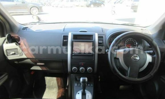 Acheter Occasion Voiture Nissan X–Trail Noir à Beitbridge, Matabeleland South Acheter Occasion Voiture Nissan X–Trail Noir à Beitbridge, Matabeleland South