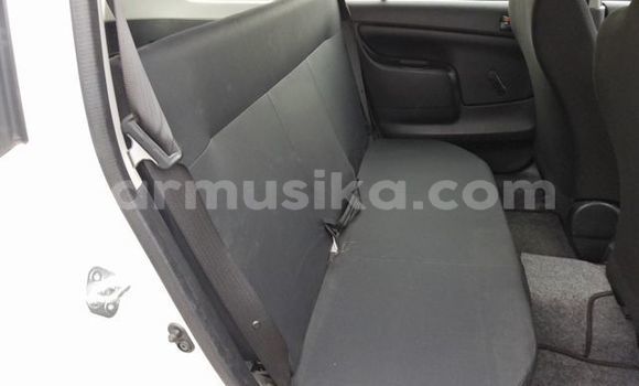 Acheter Occasion Voiture Toyota Probox Blanc à Beitbridge, Matabeleland South Acheter Occasion Voiture Toyota Probox Blanc à Beitbridge, Matabeleland South