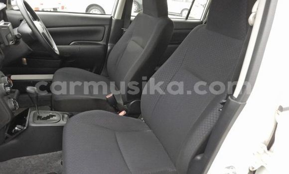 Acheter Occasion Voiture Toyota Probox Blanc à Beitbridge, Matabeleland South Acheter Occasion Voiture Toyota Probox Blanc à Beitbridge, Matabeleland South