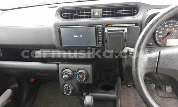 Acheter Occasion Voiture Toyota Probox Blanc à Beitbridge, Matabeleland South Acheter Occasion Voiture Toyota Probox Blanc à Beitbridge, Matabeleland South