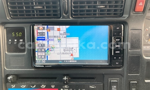 Buy Used Toyota Hiace White Car in Beitbridge in Matabeleland South Buy Used Toyota Hiace White Car in Beitbridge in Matabeleland South