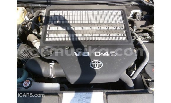Buy Import Toyota Land Cruiser Other Car in Import - Dubai in Harare Buy Import Toyota Land Cruiser Other Car in Import - Dubai in Harare