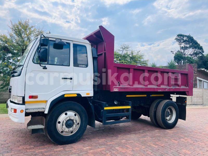 Big with watermark toyota dyna matabeleland south beitbridge 33423