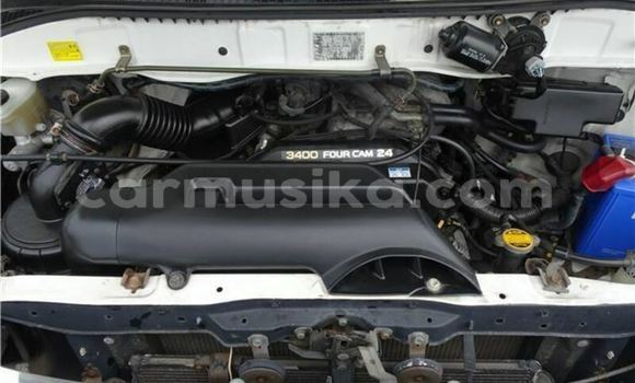 Nunua Ilio tumika Toyota Granvia Nyingine Gari ndani ya Beitbridge nchini Matabeleland Kusini Nunua Ilio tumika Toyota Granvia Nyingine Gari ndani ya Beitbridge nchini Matabeleland Kusini