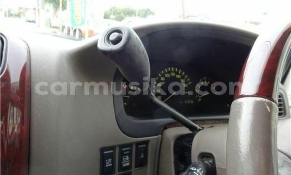 Nunua Ilio tumika Toyota Granvia Nyingine Gari ndani ya Beitbridge nchini Matabeleland Kusini Nunua Ilio tumika Toyota Granvia Nyingine Gari ndani ya Beitbridge nchini Matabeleland Kusini