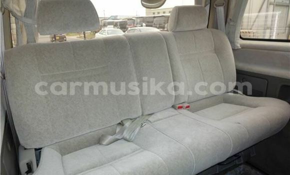 Nunua Ilio tumika Toyota Granvia Nyingine Gari ndani ya Beitbridge nchini Matabeleland Kusini Nunua Ilio tumika Toyota Granvia Nyingine Gari ndani ya Beitbridge nchini Matabeleland Kusini