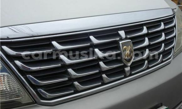 Nunua Ilio tumika Toyota Granvia Nyingine Gari ndani ya Beitbridge nchini Matabeleland Kusini Nunua Ilio tumika Toyota Granvia Nyingine Gari ndani ya Beitbridge nchini Matabeleland Kusini