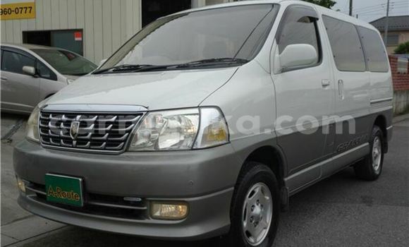 Nunua Ilio tumika Toyota Granvia Nyingine Gari ndani ya Beitbridge nchini Matabeleland Kusini Nunua Ilio tumika Toyota Granvia Nyingine Gari ndani ya Beitbridge nchini Matabeleland Kusini