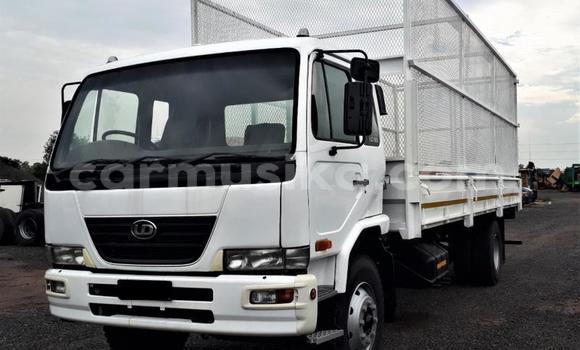 Buy Used Nissan UD White Truck in Beitbridge in Matabeleland South Buy Used Nissan UD White Truck in Beitbridge in Matabeleland South