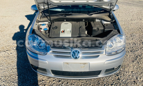 Nunua Ilio tumika Volkswagen Golf Fedha Gari ndani ya Beitbridge nchini Matabeleland Kusini Nunua Ilio tumika Volkswagen Golf Fedha Gari ndani ya Beitbridge nchini Matabeleland Kusini