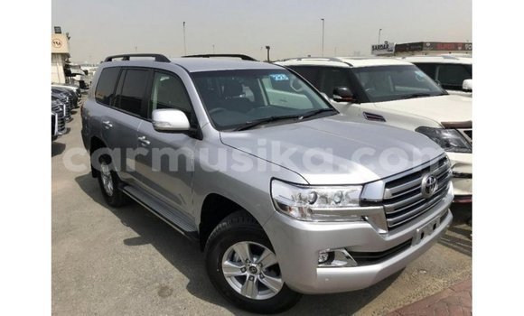 Tenga Imported Toyota Land Cruiser Zvimwe Mota in Import - Dubai in Harare Tenga Imported Toyota Land Cruiser Zvimwe Mota in Import - Dubai in Harare