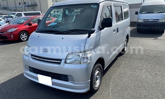 Acheter Occasion Voiture Toyota TownAce Gris à Beitbridge, Matabeleland South