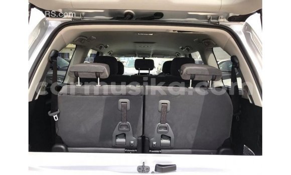 Tenga Imported Toyota Land Cruiser Zvimwe Mota in Import - Dubai in Harare Tenga Imported Toyota Land Cruiser Zvimwe Mota in Import - Dubai in Harare
