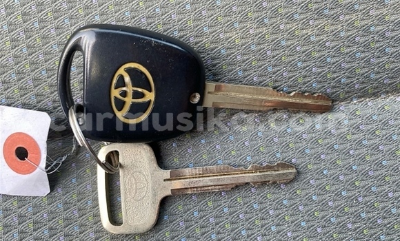 Buy Used Toyota TownAce Silver Car in Beitbridge in Matabeleland South Buy Used Toyota TownAce Silver Car in Beitbridge in Matabeleland South