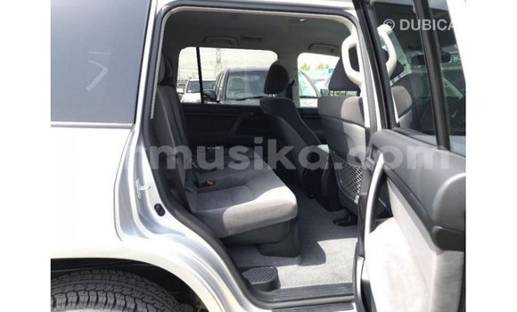 Tenga Imported Toyota Land Cruiser Zvimwe Mota in Import - Dubai in Harare Tenga Imported Toyota Land Cruiser Zvimwe Mota in Import - Dubai in Harare