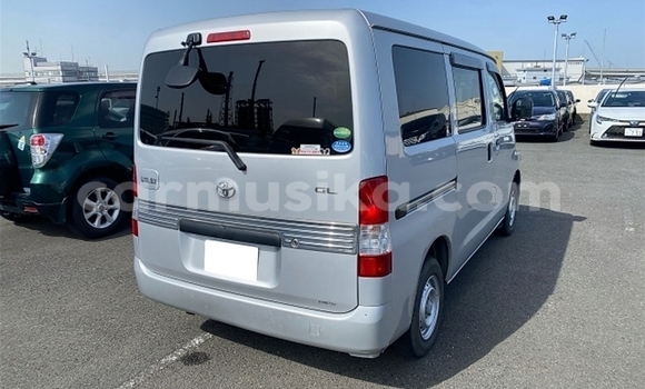 Buy Used Toyota TownAce Silver Car in Beitbridge in Matabeleland South Buy Used Toyota TownAce Silver Car in Beitbridge in Matabeleland South