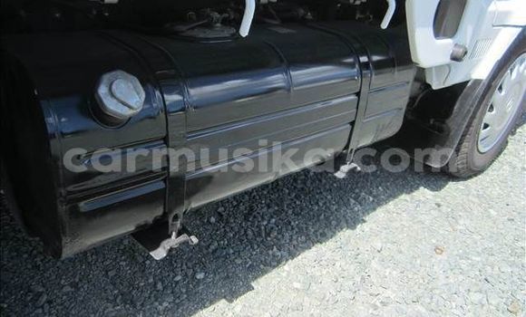 Buy Used Mazda Bongo White Car in Beitbridge in Matabeleland South Buy Used Mazda Bongo White Car in Beitbridge in Matabeleland South