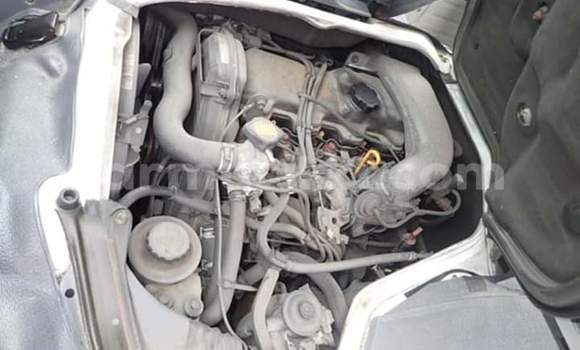 Nunua Ilio tumika Toyota Hiace Nyeupe Gari ndani ya Beitbridge nchini Matabeleland Kusini Nunua Ilio tumika Toyota Hiace Nyeupe Gari ndani ya Beitbridge nchini Matabeleland Kusini