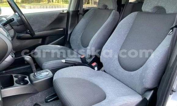 Buy Used Honda Fit Silver Car in Beitbridge in Matabeleland South Buy Used Honda Fit Silver Car in Beitbridge in Matabeleland South