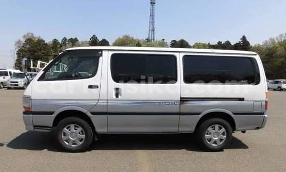 Acheter Occasion Voiture Toyota Hiace Autre à Beitbridge, Matabeleland South Acheter Occasion Voiture Toyota Hiace Autre à Beitbridge, Matabeleland South