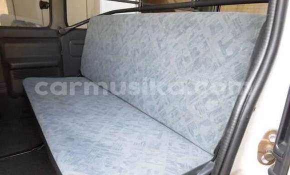 Acheter Occasion Voiture Toyota Hiace Autre à Beitbridge, Matabeleland South Acheter Occasion Voiture Toyota Hiace Autre à Beitbridge, Matabeleland South