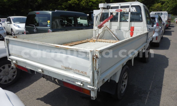 Buy Used Toyota TownAce Other Car in Beitbridge in Matabeleland South Buy Used Toyota TownAce Other Car in Beitbridge in Matabeleland South