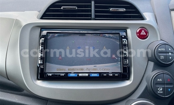 Acheter Occasion Voiture Honda Fit Blanc à Beitbridge, Matabeleland South Acheter Occasion Voiture Honda Fit Blanc à Beitbridge, Matabeleland South