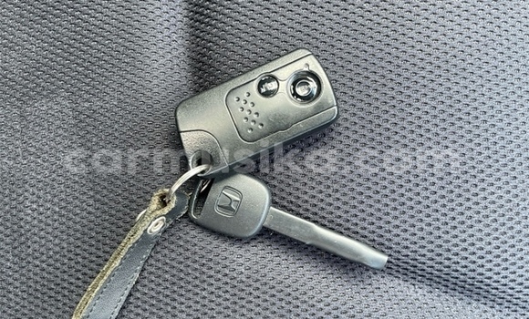 Acheter Occasion Voiture Honda Fit Blanc à Beitbridge, Matabeleland South Acheter Occasion Voiture Honda Fit Blanc à Beitbridge, Matabeleland South