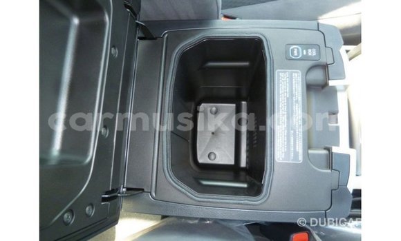 Tenga Imported Toyota Land Cruiser Nhema Mota in Import - Dubai in Harare Tenga Imported Toyota Land Cruiser Nhema Mota in Import - Dubai in Harare