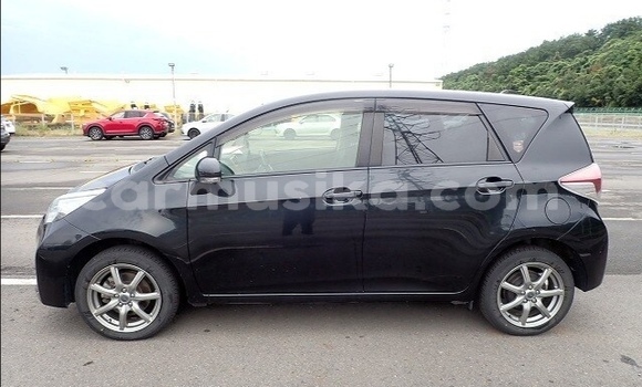 Acheter Occasion Voiture Toyota Ractis Noir à Beitbridge, Matabeleland South Acheter Occasion Voiture Toyota Ractis Noir à Beitbridge, Matabeleland South