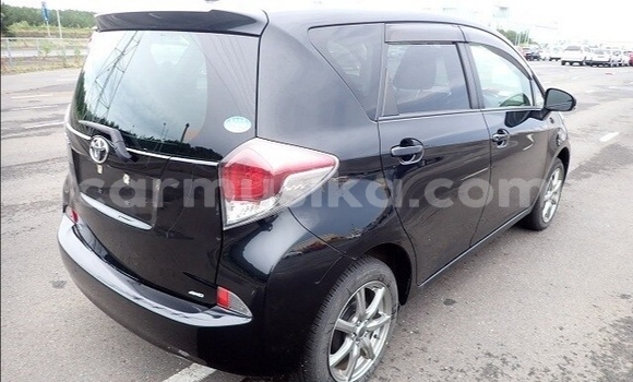 Acheter Occasion Voiture Toyota Ractis Noir à Beitbridge, Matabeleland South Acheter Occasion Voiture Toyota Ractis Noir à Beitbridge, Matabeleland South