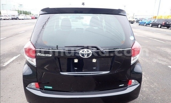 Acheter Occasion Voiture Toyota Ractis Noir à Beitbridge, Matabeleland South Acheter Occasion Voiture Toyota Ractis Noir à Beitbridge, Matabeleland South