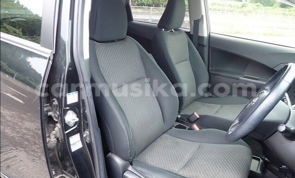 Acheter Occasion Voiture Toyota Ractis Noir à Beitbridge, Matabeleland South Acheter Occasion Voiture Toyota Ractis Noir à Beitbridge, Matabeleland South