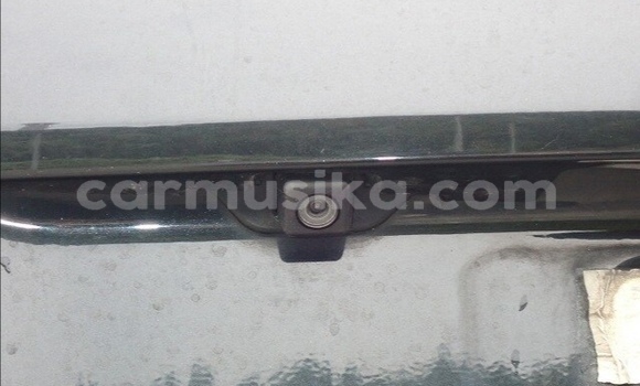 Acheter Occasion Voiture Toyota Ractis Noir à Beitbridge, Matabeleland South Acheter Occasion Voiture Toyota Ractis Noir à Beitbridge, Matabeleland South