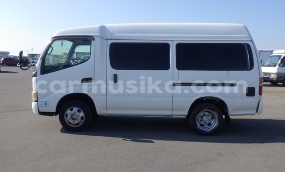 Tenga Tsaru Toyota Dyna Chena Mota in Beitbridge in Matabeleland South Tenga Tsaru Toyota Dyna Chena Mota in Beitbridge in Matabeleland South