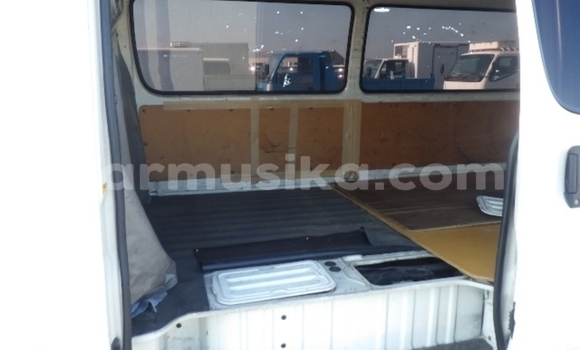 Tenga Tsaru Toyota Dyna Chena Mota in Beitbridge in Matabeleland South Tenga Tsaru Toyota Dyna Chena Mota in Beitbridge in Matabeleland South