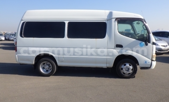 Tenga Tsaru Toyota Dyna Chena Mota in Beitbridge in Matabeleland South Tenga Tsaru Toyota Dyna Chena Mota in Beitbridge in Matabeleland South