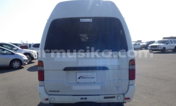 Tenga Tsaru Toyota Dyna Chena Mota in Beitbridge in Matabeleland South Tenga Tsaru Toyota Dyna Chena Mota in Beitbridge in Matabeleland South