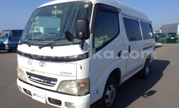 Tenga Tsaru Toyota Dyna Chena Mota in Beitbridge in Matabeleland South Tenga Tsaru Toyota Dyna Chena Mota in Beitbridge in Matabeleland South