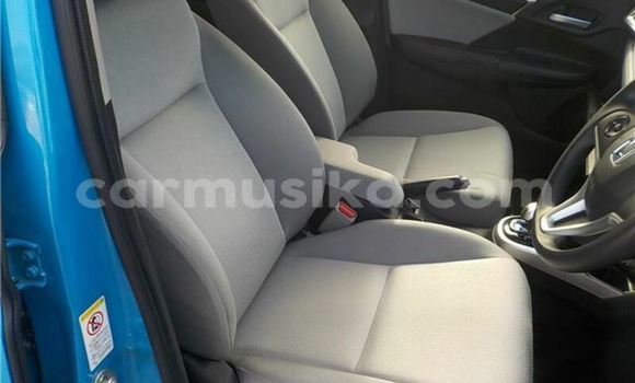 Acheter Occasion Voiture Honda Fit Bleu à Beitbridge, Matabeleland South Acheter Occasion Voiture Honda Fit Bleu à Beitbridge, Matabeleland South