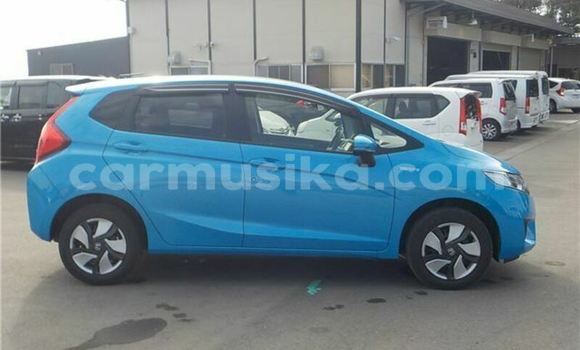 Acheter Occasion Voiture Honda Fit Bleu à Beitbridge, Matabeleland South Acheter Occasion Voiture Honda Fit Bleu à Beitbridge, Matabeleland South