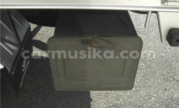 Tenga Tsaru Toyota Dyna Sirivha Rori in Beitbridge in Matabeleland South Tenga Tsaru Toyota Dyna Sirivha Rori in Beitbridge in Matabeleland South