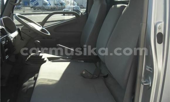 Tenga Tsaru Toyota Dyna Sirivha Rori in Beitbridge in Matabeleland South Tenga Tsaru Toyota Dyna Sirivha Rori in Beitbridge in Matabeleland South