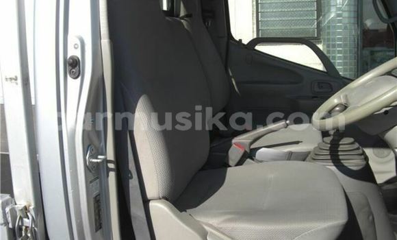 Tenga Tsaru Toyota Dyna Sirivha Rori in Beitbridge in Matabeleland South Tenga Tsaru Toyota Dyna Sirivha Rori in Beitbridge in Matabeleland South