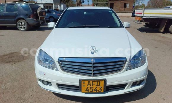 Buy Used Mercedes-Benz C-Classe White Car in Harare in Harare Buy Used Mercedes-Benz C-Classe White Car in Harare in Harare