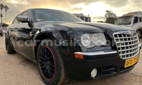 Tenga Tsaru Chrysler 300 Nhema Mota in Harare in Harare Tenga Tsaru Chrysler 300 Nhema Mota in Harare in Harare