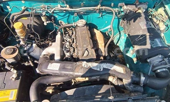 Tenga Tsaru Nissan Hardbody Zvimwe Mota in Harare in Harare Tenga Tsaru Nissan Hardbody Zvimwe Mota in Harare in Harare