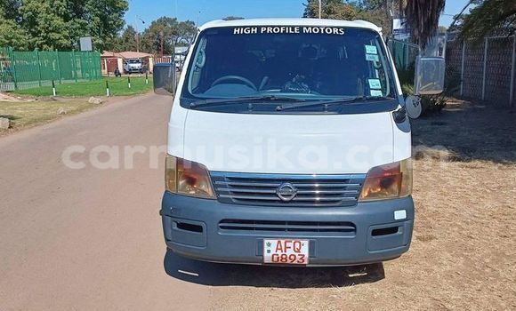 Tenga Tsaru Nissan Caravan Chena Mota in Harare in Harare Tenga Tsaru Nissan Caravan Chena Mota in Harare in Harare